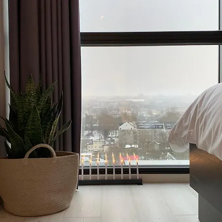 Orange Tower & Free Parking *