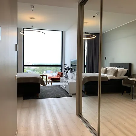 Orange Tower & Free Parking *