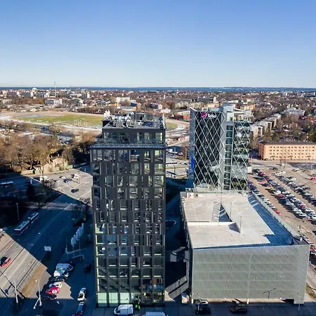 Orange Tower & Free Parking *