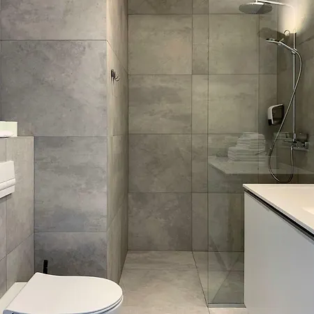 Orange Tower & Free Parking