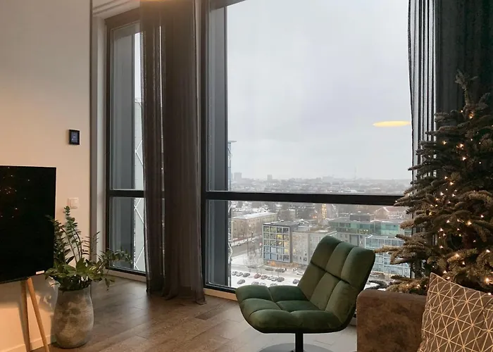 Orange Tower & Free Parking * Talin