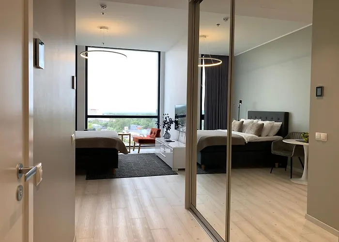 Orange Tower & Free Parking *