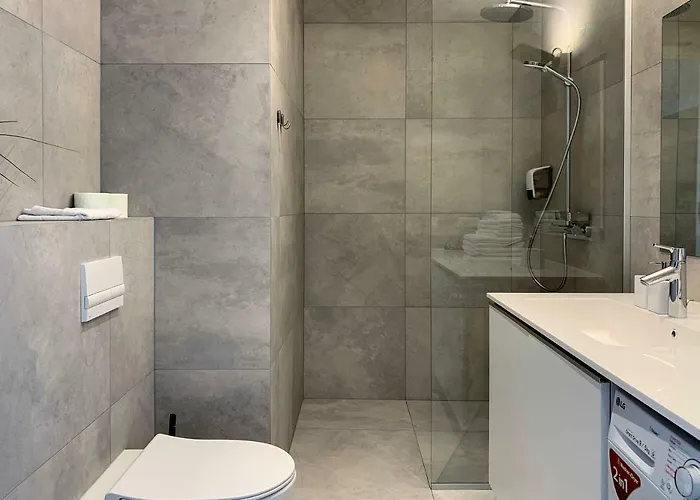 Orange Tower & Free Parking