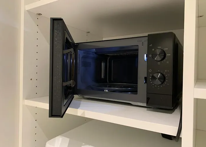 Orange Tower & Free Parking *